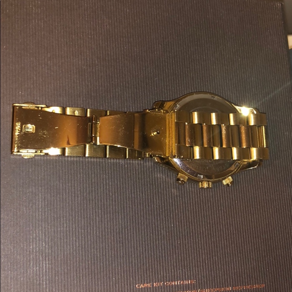 Michael Kors watch - Picture 2 of 5